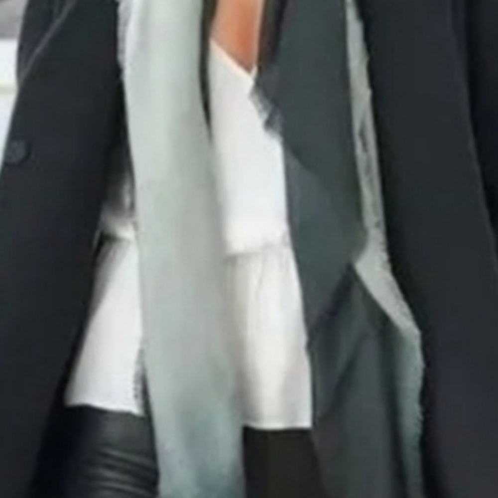 CUSHNIE Horizon Ombre Scarf - Picture 3 of 10